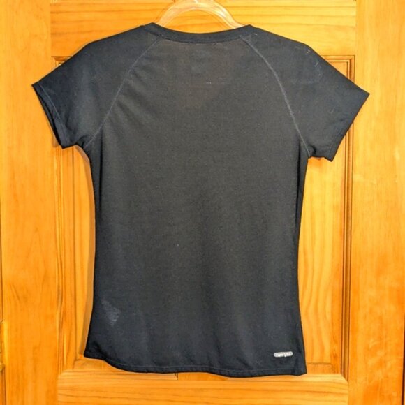 The North Face Women's V-Neck T-Shirt SM Never Stop Exploring VaporWick Hiking - Picture 4 of 10
